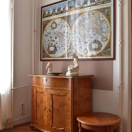 New Libra Grande Venetian Style